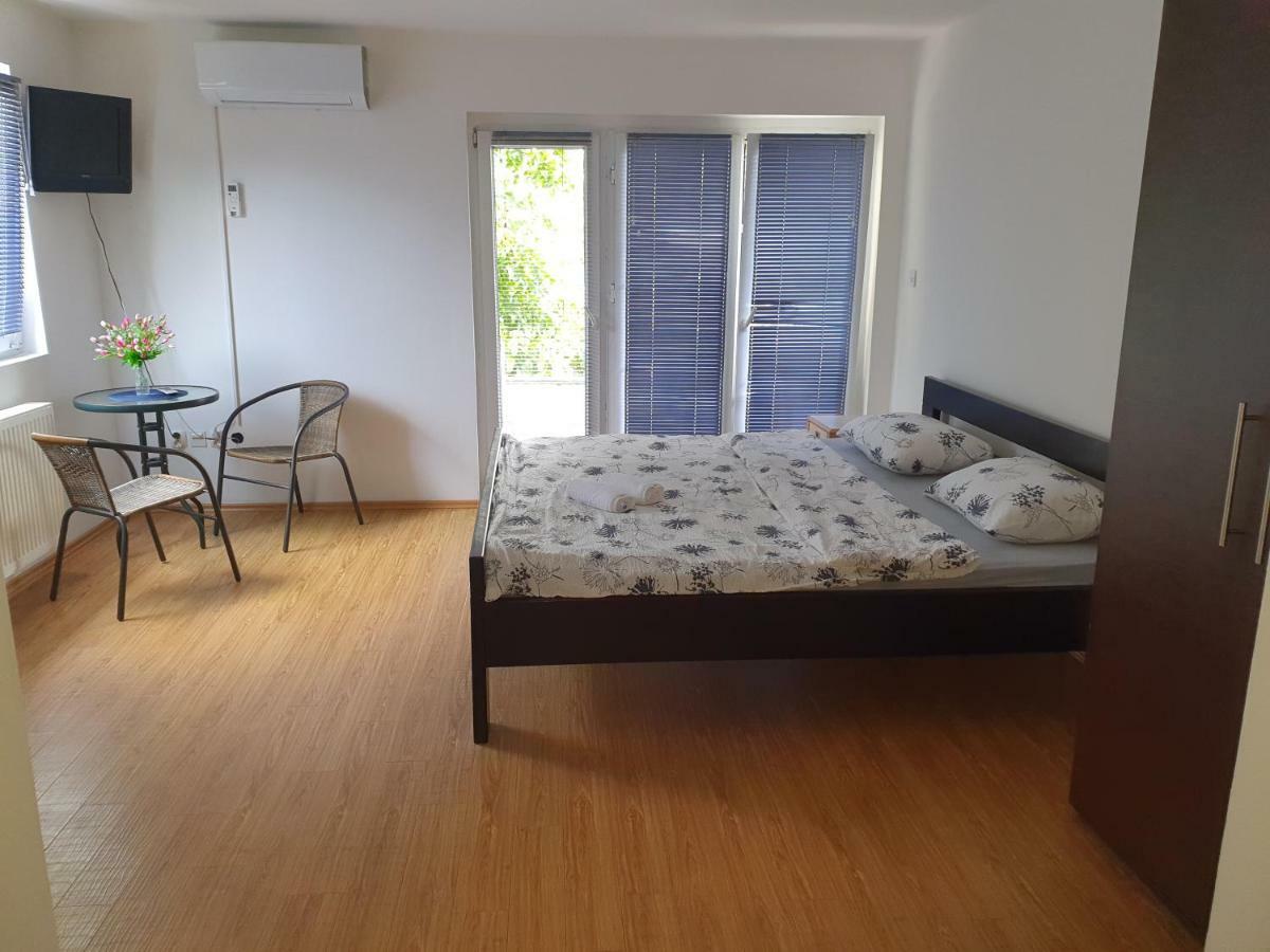 Hotel Damir Emir Tuzla Esterno foto
