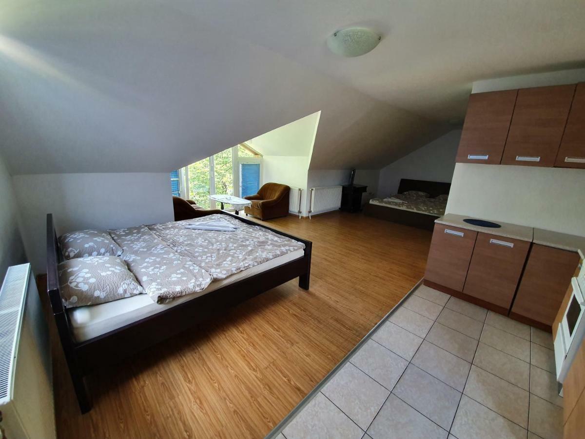 Hotel Damir Emir Tuzla Esterno foto