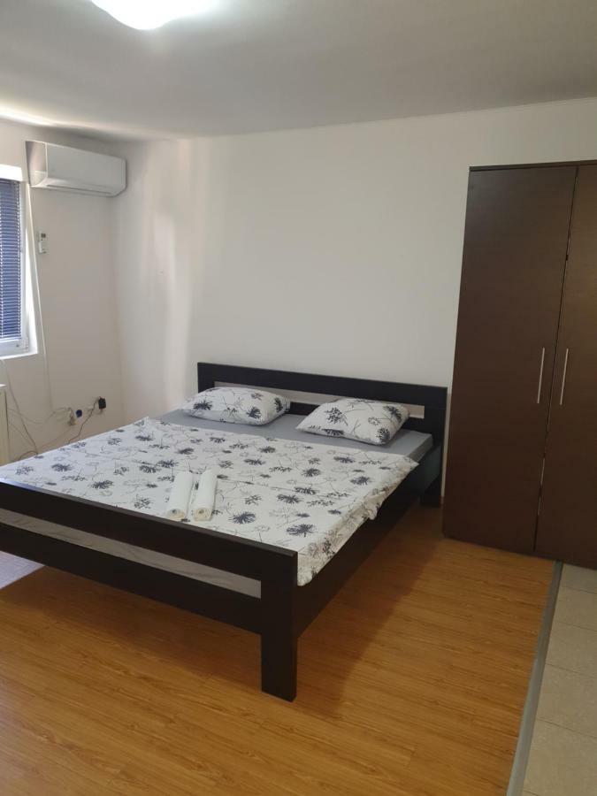 Hotel Damir Emir Tuzla Esterno foto